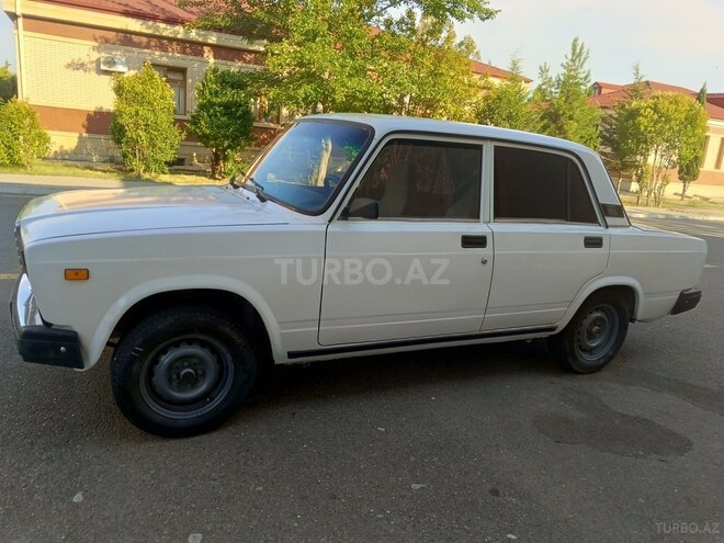 LADA (VAZ) 2107-10
