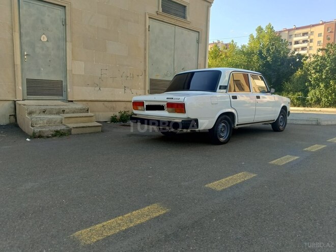 LADA (VAZ) 2107-5
