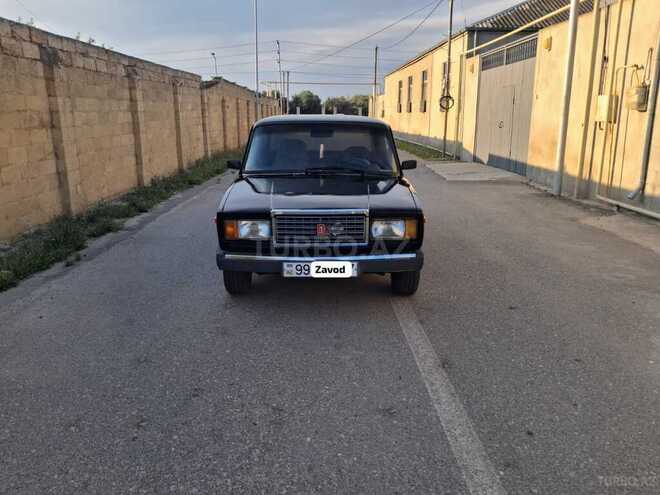 LADA (VAZ) 2107-1