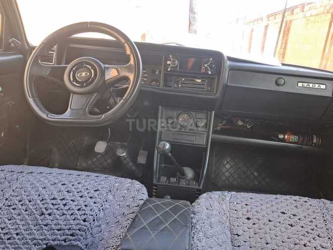 LADA (VAZ) 2107-17