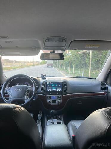 Hyundai Santa Fe-10