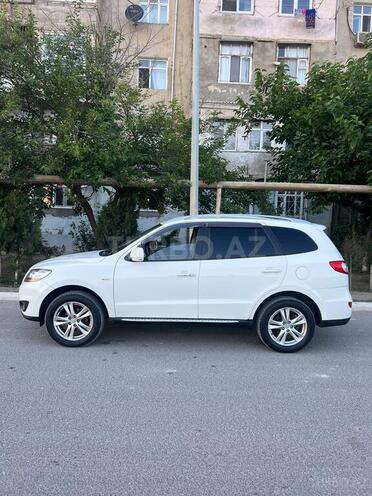 Hyundai Santa Fe-6