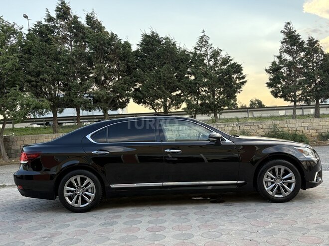 Lexus LS 460L-7