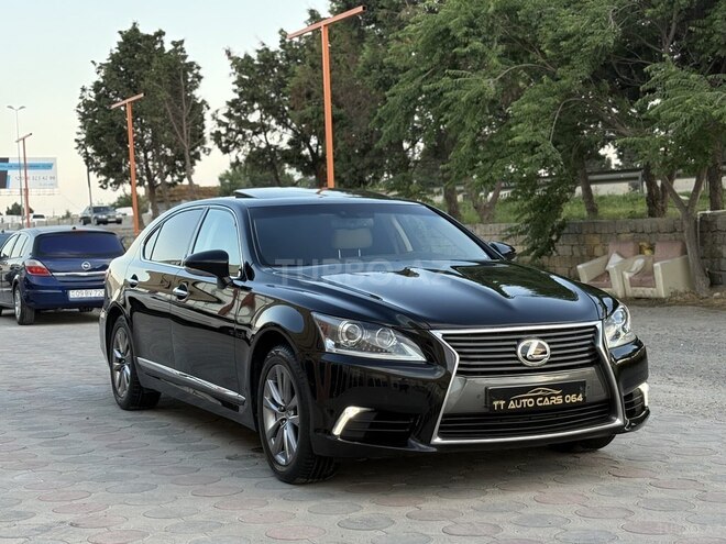Lexus LS 460L-8