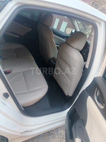 Honda Insight-15