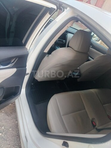 Honda Insight-10