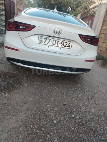 Honda Insight-5