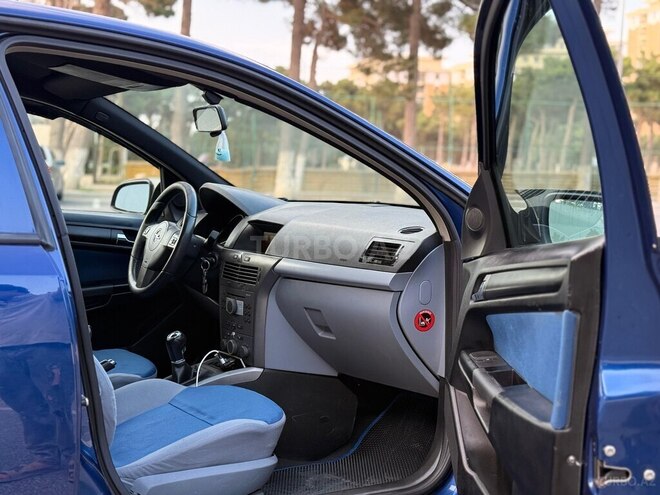 Opel Astra-10