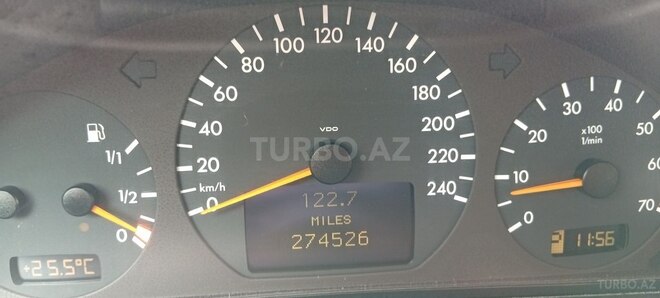 Mercedes E 240-14