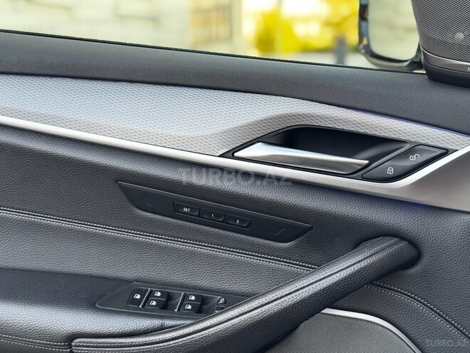 BMW 530-15