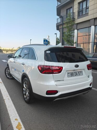 Kia Sorento-6