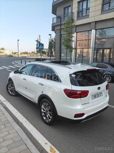 Kia Sorento-3