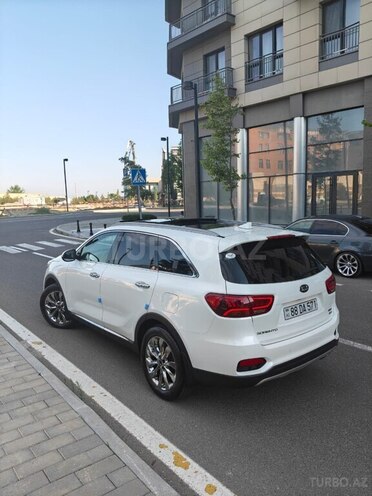Kia Sorento-7
