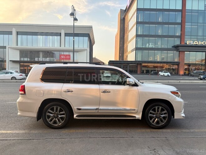 Toyota Land Cruiser-5