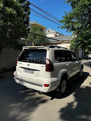 Toyota Land Cruiser Prado-4