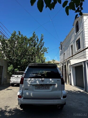 Toyota Land Cruiser Prado-11