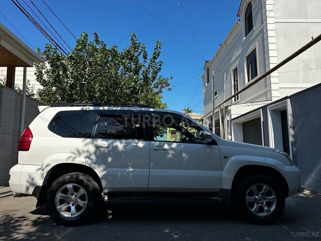 Toyota Land Cruiser Prado-6