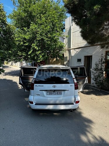 Toyota Land Cruiser Prado-8