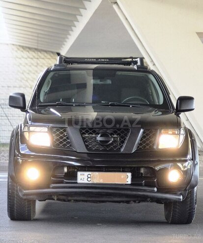 Nissan Navara-1