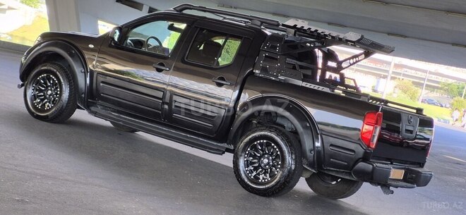 Nissan Navara-12