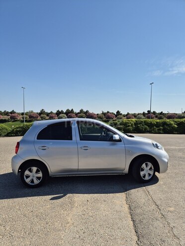 Nissan March-4