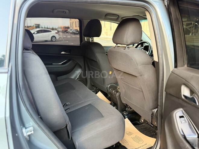 Chevrolet Orlando-16