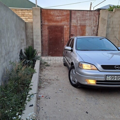 Opel Astra-2