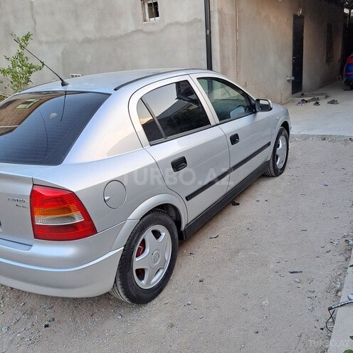 Opel Astra-3