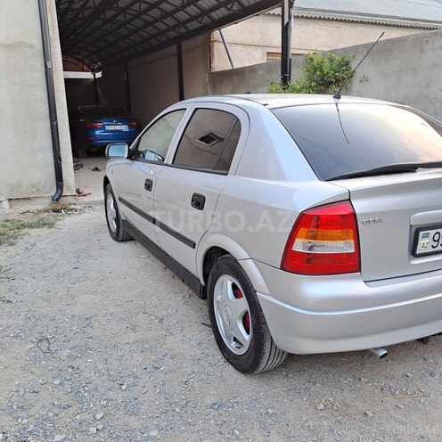 Opel Astra-8