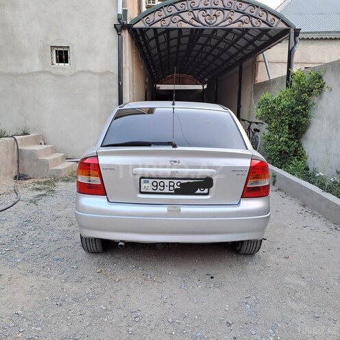 Opel Astra-9