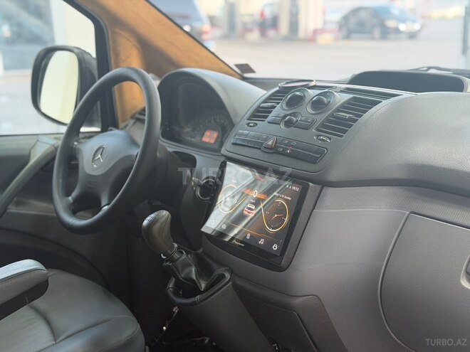 Mercedes Vito 111 CDI-8