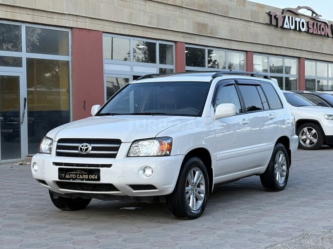 Toyota Highlander-2