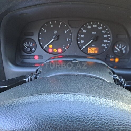 Opel Astra-10