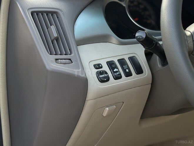Toyota Highlander-14