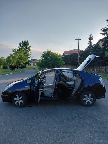 Toyota Prius-6