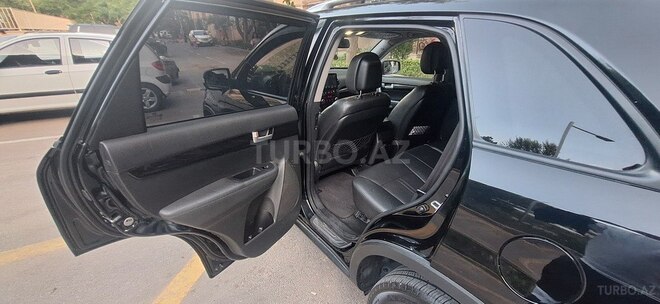 Kia Sorento-7