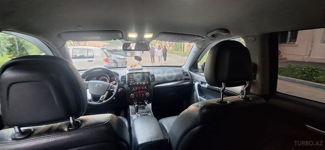Kia Sorento-6