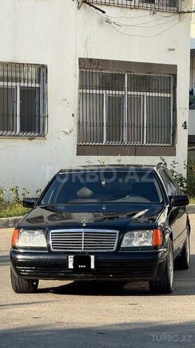 Mercedes S 320-1