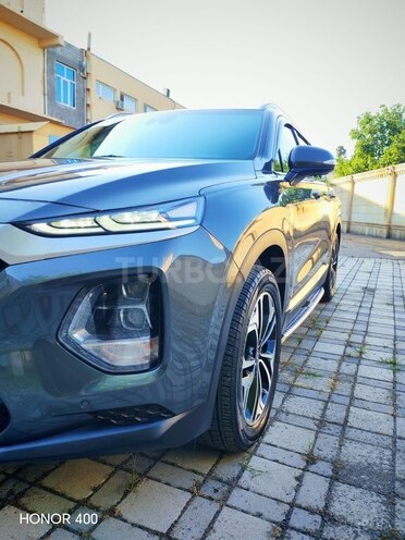 Hyundai Santa Fe-10
