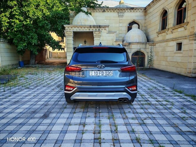 Hyundai Santa Fe-9