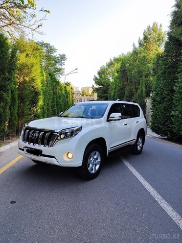 Toyota Land Cruiser Prado-5