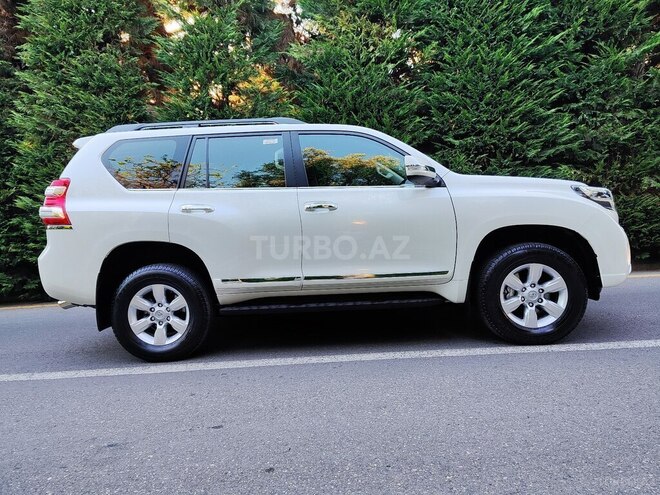 Toyota Land Cruiser Prado-2