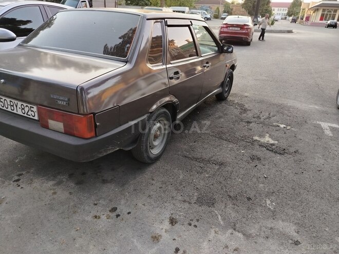 LADA (VAZ) 21099-8