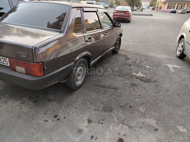 LADA (VAZ) 21099-9