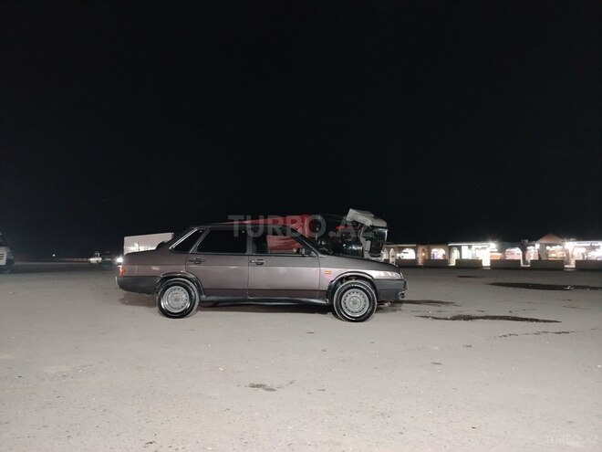 LADA (VAZ) 21099-2