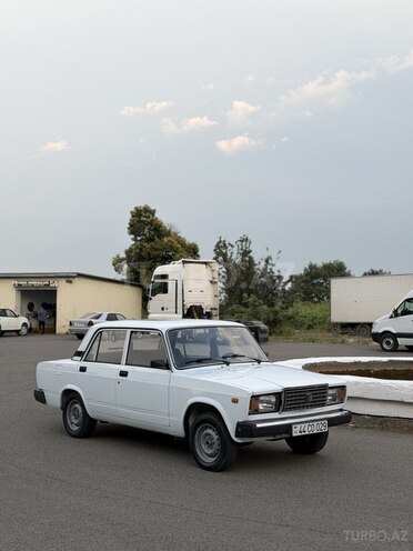 LADA (VAZ) 2107-5