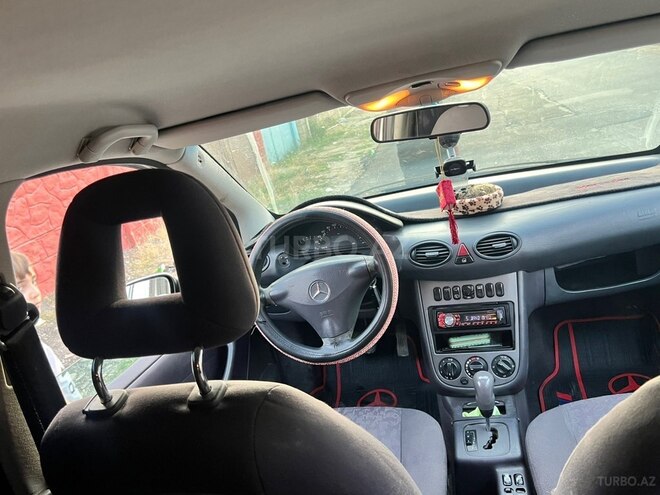 Mercedes A 140-5
