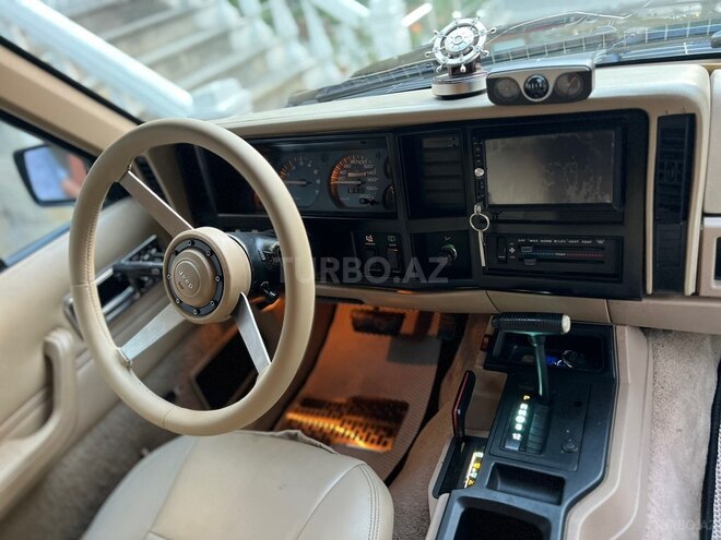 Jeep Cherokee-3