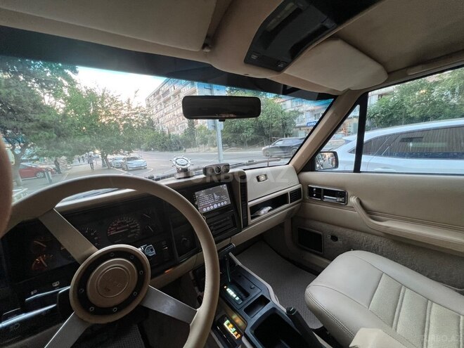 Jeep Cherokee-11