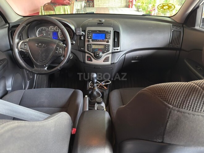 Hyundai i30-8